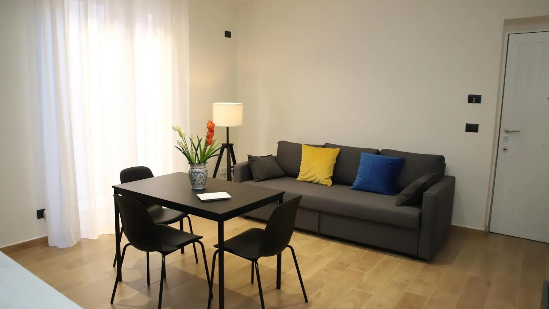 Nica Apartment Catania 0*,